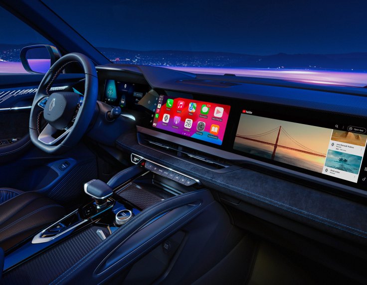 Interior del Renault Koleos con pantalla panorámica